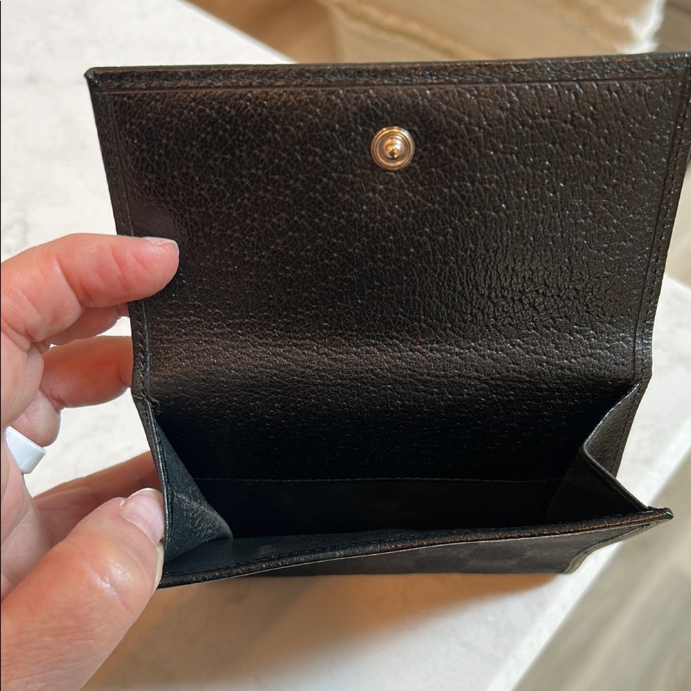 Gucci Black Wallet with Monogram and Gold Hardware - Picture 5 of 12